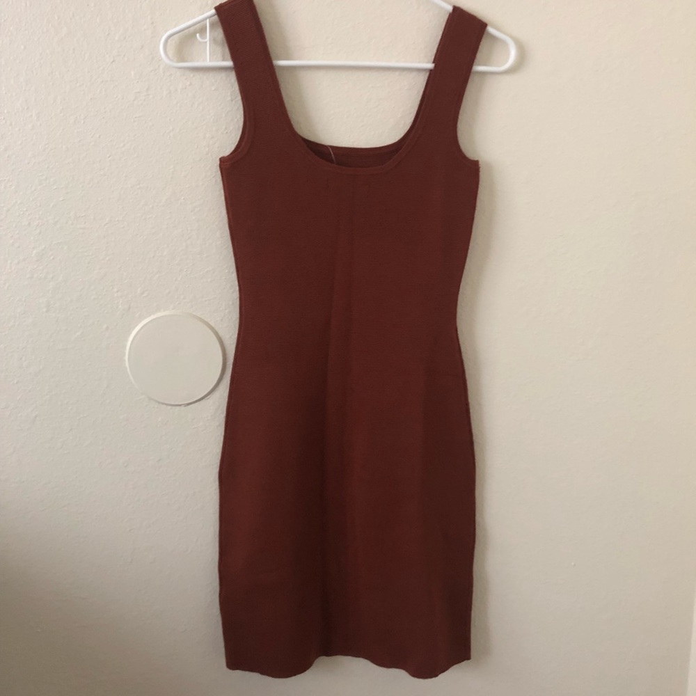 Women’s dress - Picture 5 of 13